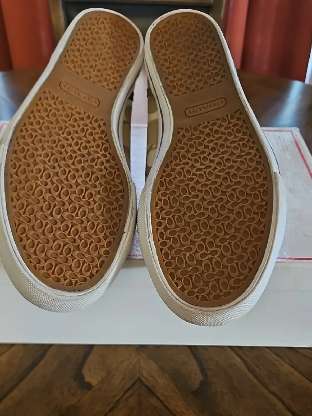 Coach Khaki Signature Low-Top Women Sneakers with White Laces - Picture 9 of 11